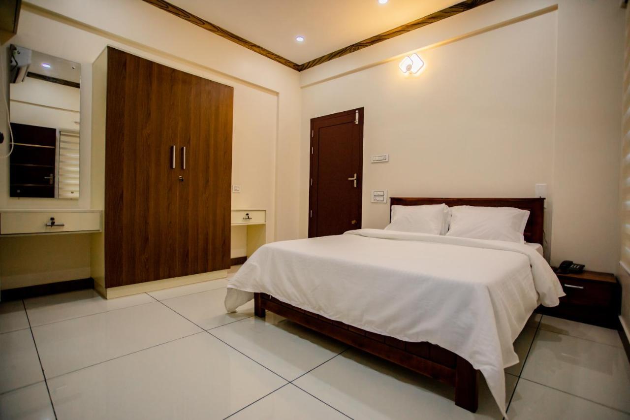 Cliff Way Apartments Varkala Exterior photo